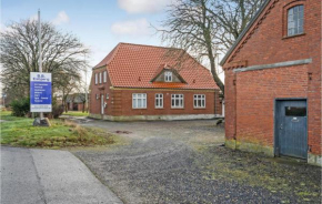1 Bedroom Lovely Apartment In Esbjerg V